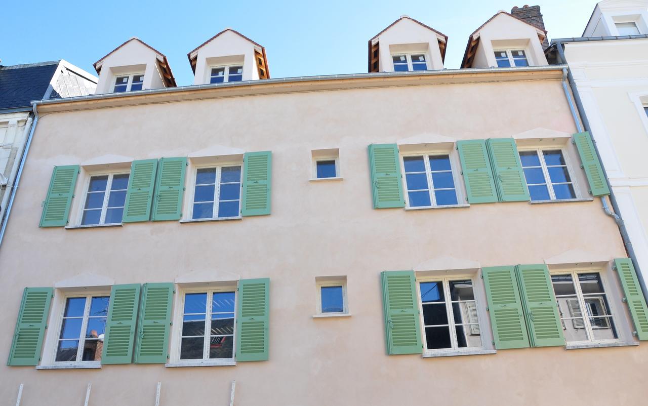 שארטר Appart'Hotel Saint-Michel מראה חיצוני תמונה